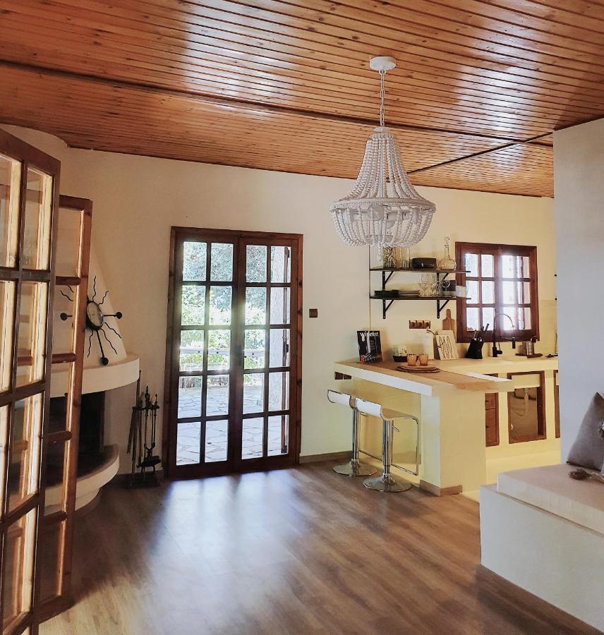 Villa Al-Ari Diakopto Exteriér fotografie