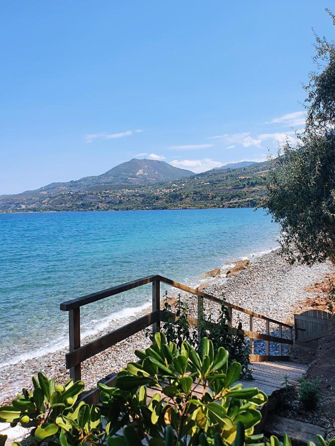 Villa Al-Ari Diakopto Exteriér fotografie