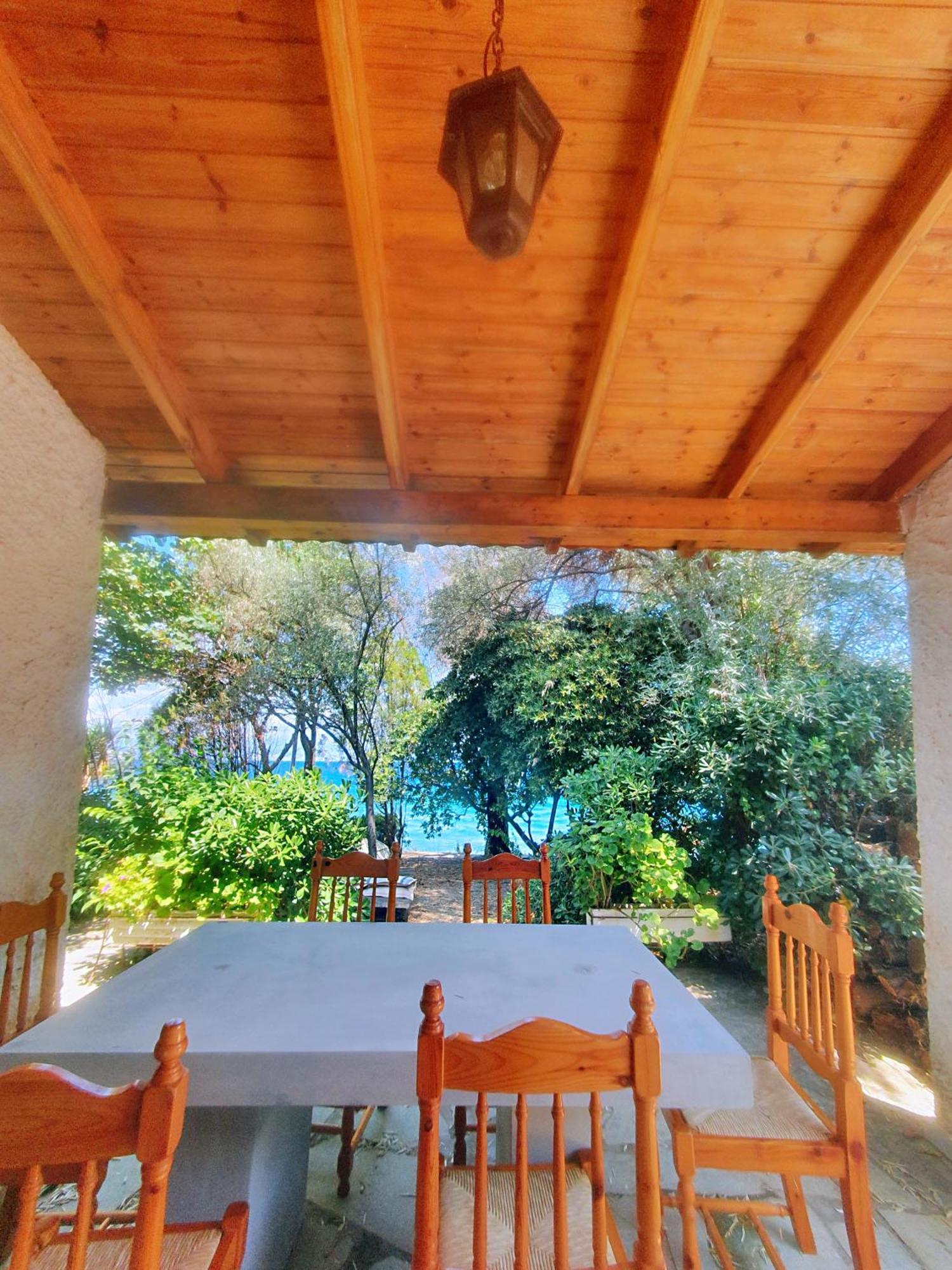 Villa Al-Ari Diakopto Exteriér fotografie